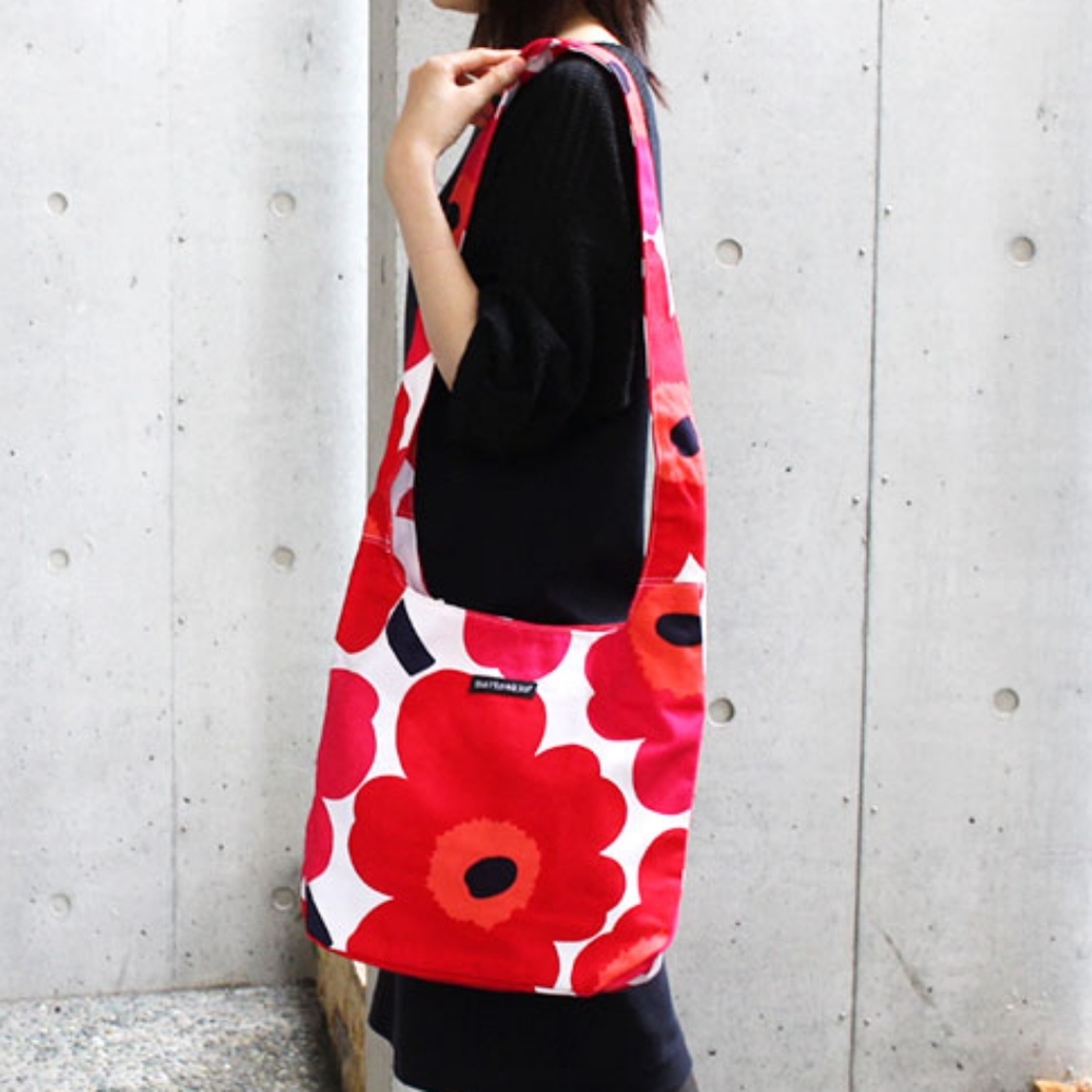 Nwt Marimekko unikko red shoulder bag